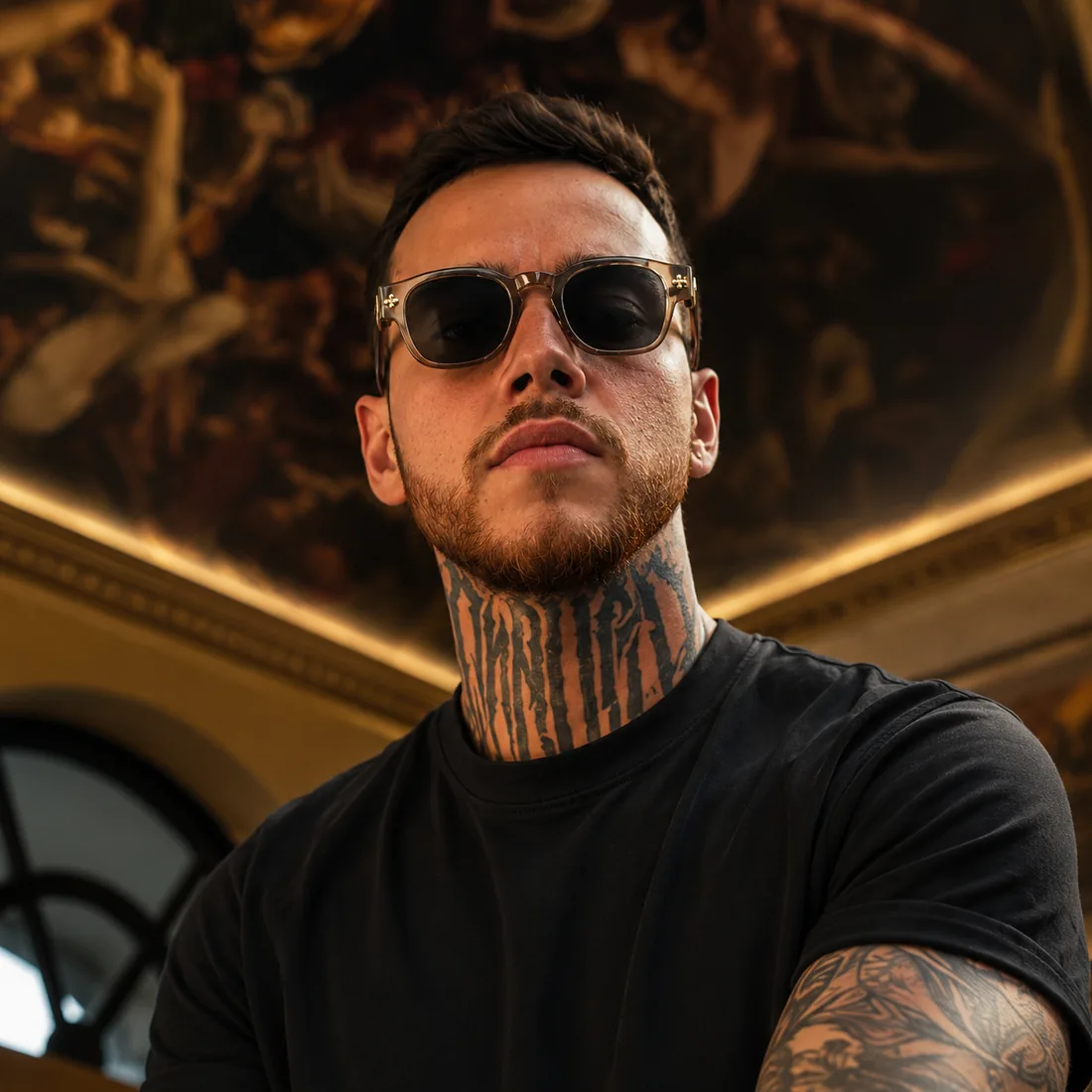 Apollo, Tatuador · Realismo Preto e Cinza